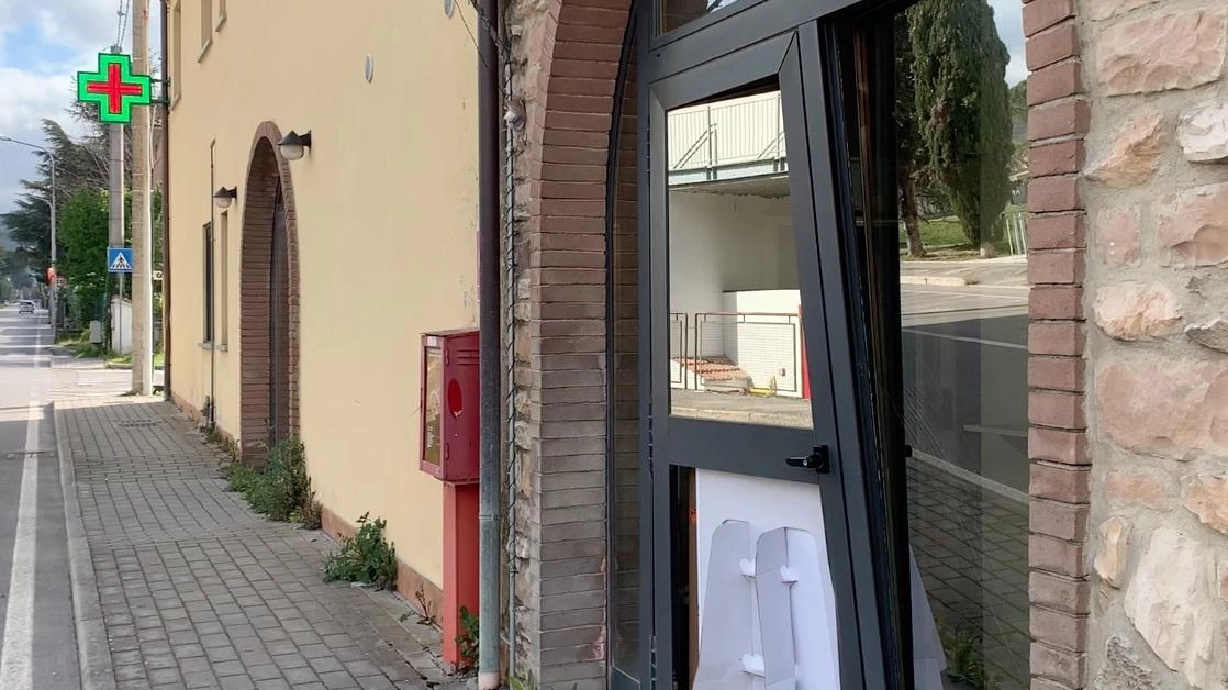 Auto come “ariete“, tre i colpi Bottini magri ma tanti danni Auto come “ariete“, tre i colpi Bottini magri ma tanti danni