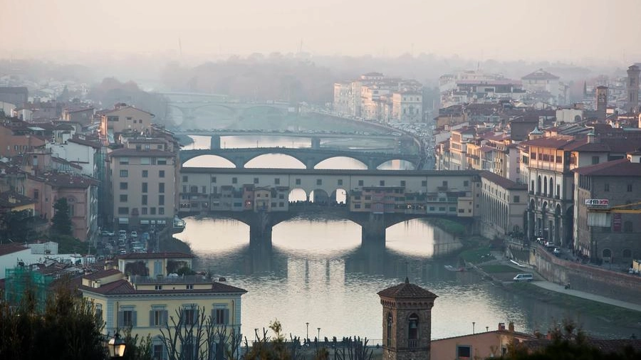 Ponte Vecchio visto dall'alto (foto d'archivio Fotocronache Germogli)