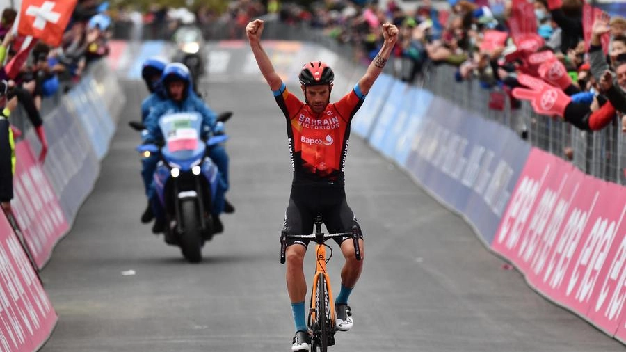 Damiano Caruso vince la tappa 20 del Giro (Ansa)