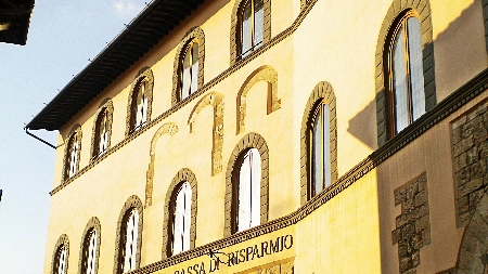 L'esterno di Palazzo Alberti, a Prato