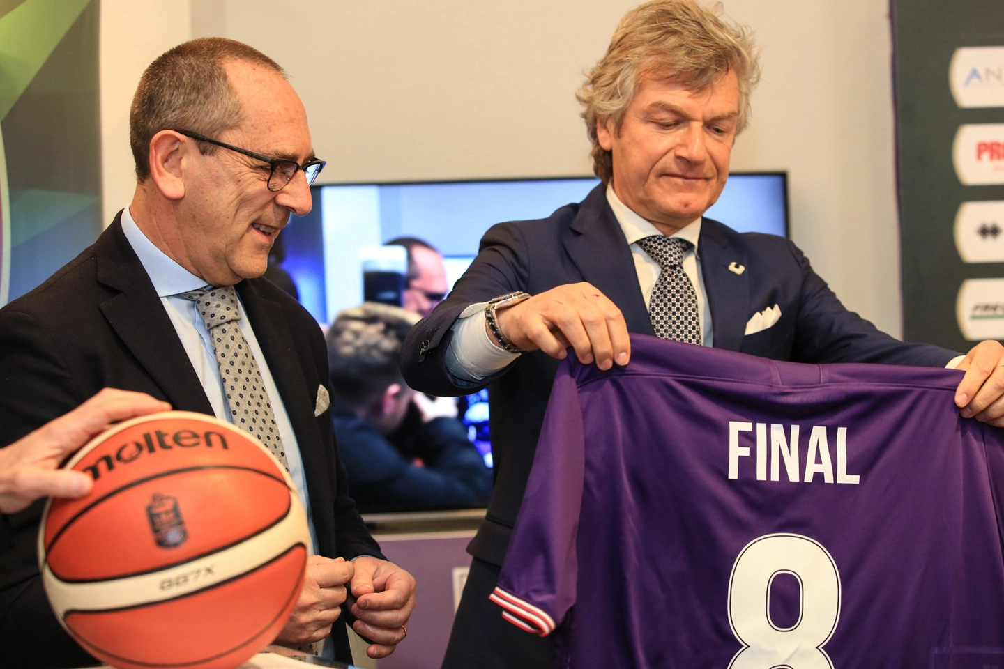 Egidio Bianchi, presidente Lega Serie A di basket, con Giancarlo Antognoni (Germogli)