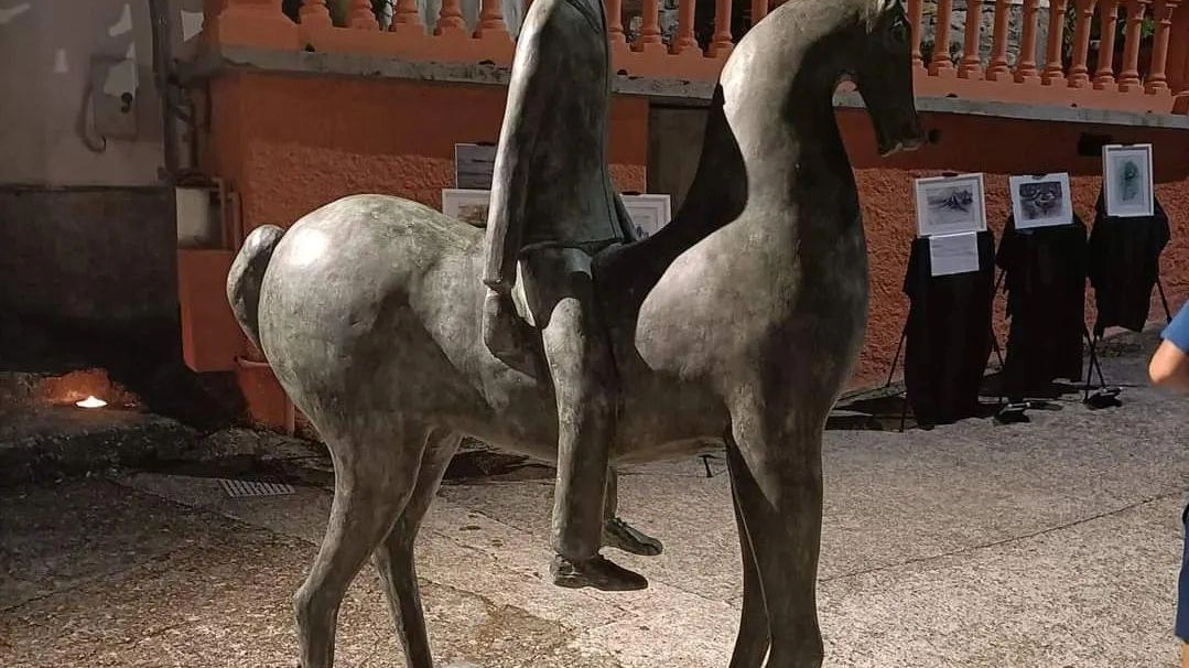 Il Cavallo di Staccioli:  taglio del nastro  a Tassonarla