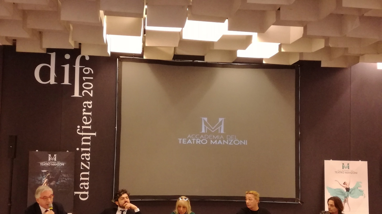 Presentazione dell'Accademia del Teatro Manzoni a Danza in Fiera 2019