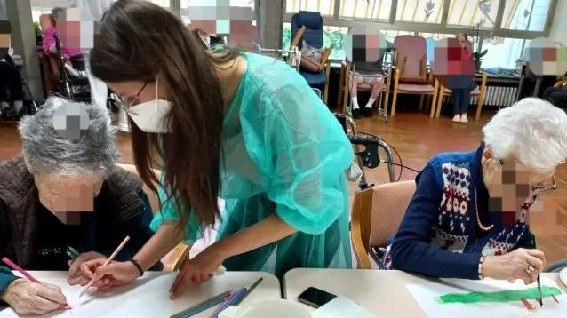 L’arte che risveglia  Alla casa di riposo  ’Riconciliarsi’  attiva la creatività