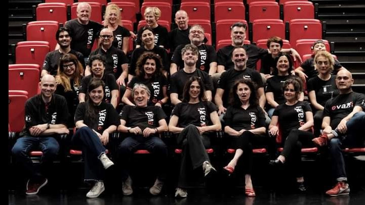 Nata nel 2002 a Castelnuovo Magra, ha bruciato le tappe e si è imposta all’attenzione del pubblico. Decine di produzioni ad alto gradimento e centinaia di repliche in Italia. Pioggia di premi e riconoscimenti.