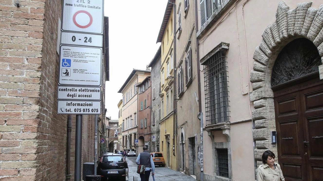 Ecco le Micro-Ztl in centro. Si parte a fine novembre Ecco le Micro-Ztl in centro. Si parte a fine novembre
