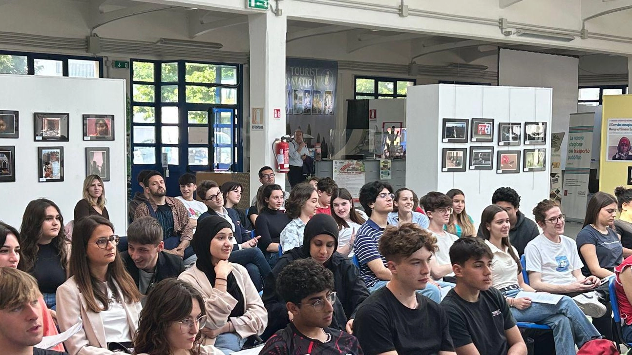 Sette nomi di donne per le piste ciclabili. Le proposte degli studenti Sette nomi di donne per le piste ciclabili. Le proposte degli studenti