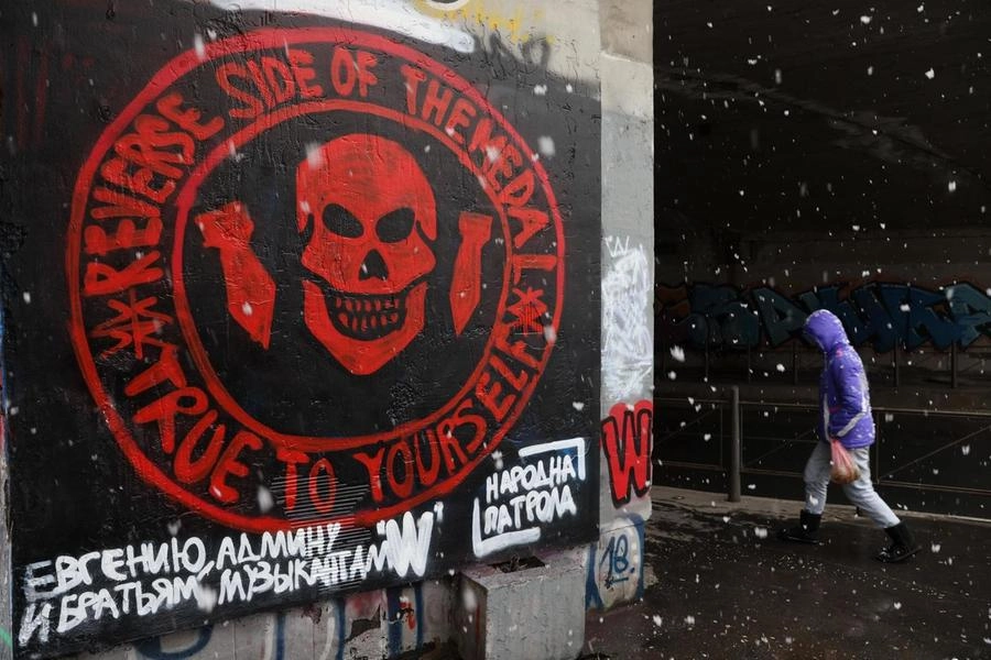 Il logo dei mercenari russi Wagner su un muro