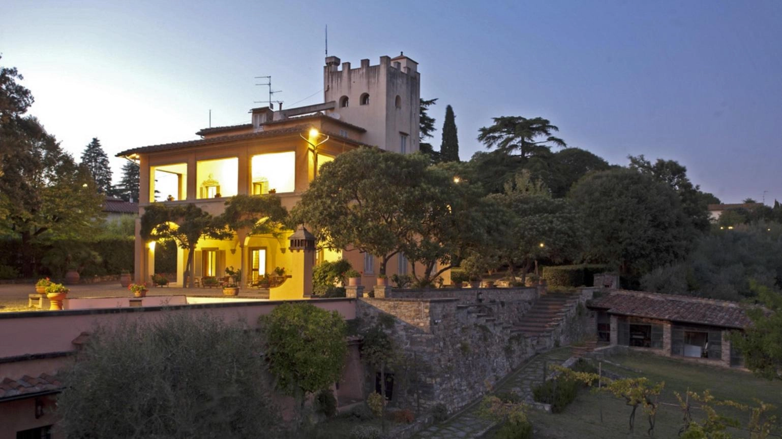 La ’culla’ di Michelangelo. Ceduta la villa di Settignano La ’culla’ di Michelangelo. Ceduta la villa di Settignano