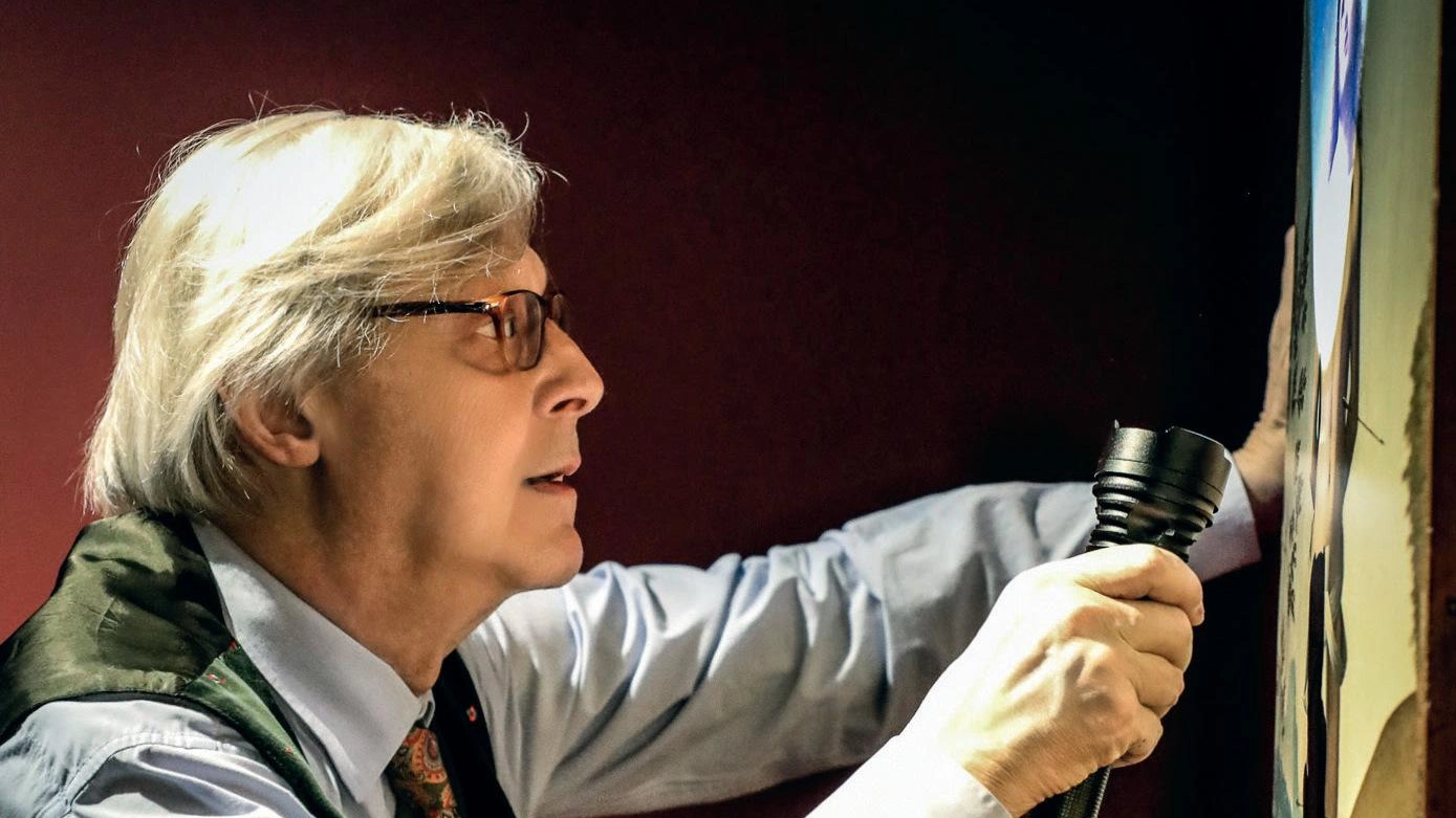 Vittorio Sgarbi presenta il suo nuovo libro "Scoperte e rivelazioni. Caccia al tesoro dell'arte" alla sala Ottobrata del Resort Le Tre Vaselle. Un'appassionata ricerca di bellezza che si nasconde in luoghi remoti e meno battuti. Ingresso gratuito fino ad esaurimento posti. Cena all'Osteria del Museo alle 19.30.