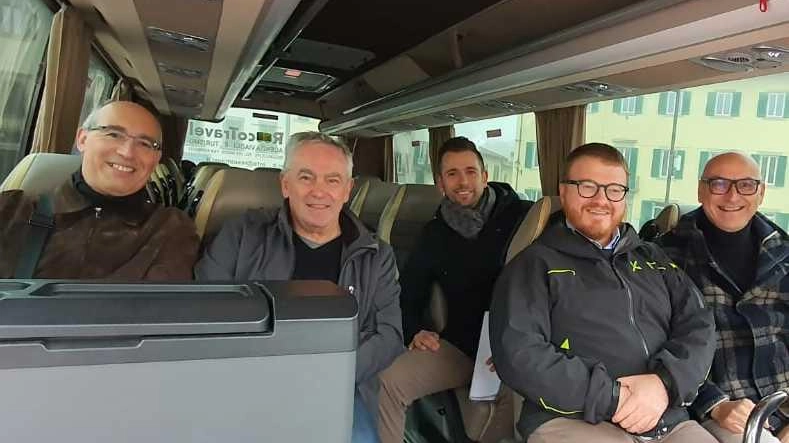 Montepiano-Mugello Bus gratuiti da lunedì Parte la sperimentazione Montepiano-Mugello Bus gratuiti da lunedì Parte la sperimentazione