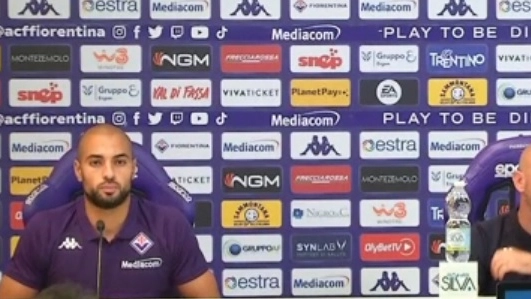 Italiano e Amrabat in conferenza stampa (dal sito di Acf Fiorentina)