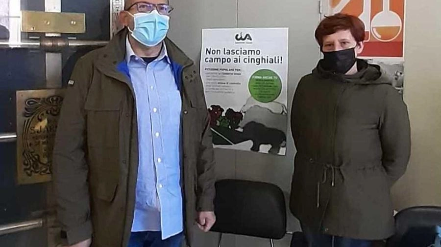 Alessandro Ferrante e Federica Figone lanciano l’allarme per i danni causati dai cinghiali