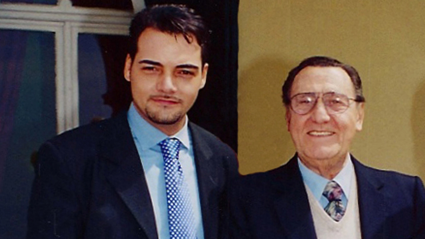 Igor Righetti in una foto di qualche anno fa con il prozio Alberto Sordi