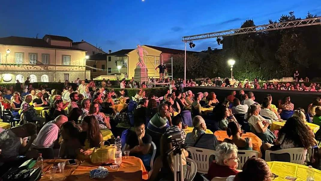 Calci celebra Sant’Ermolao, Zambra chiude i be’ mi tempi, Schiaffoni superstar a Campo, il pesce a Uliveto