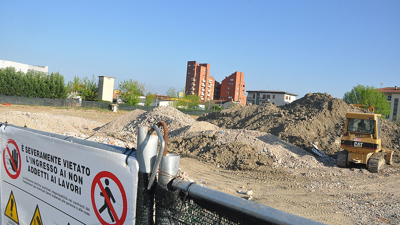 Pontedera, lavori costruzione nuovo supermercato Lidl (foto Germogli)