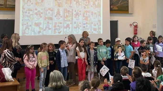 Le donne al centro della comunità. San Casciano sul tetto d’Italia Le donne al centro della comunità. San Casciano sul tetto d’Italia
