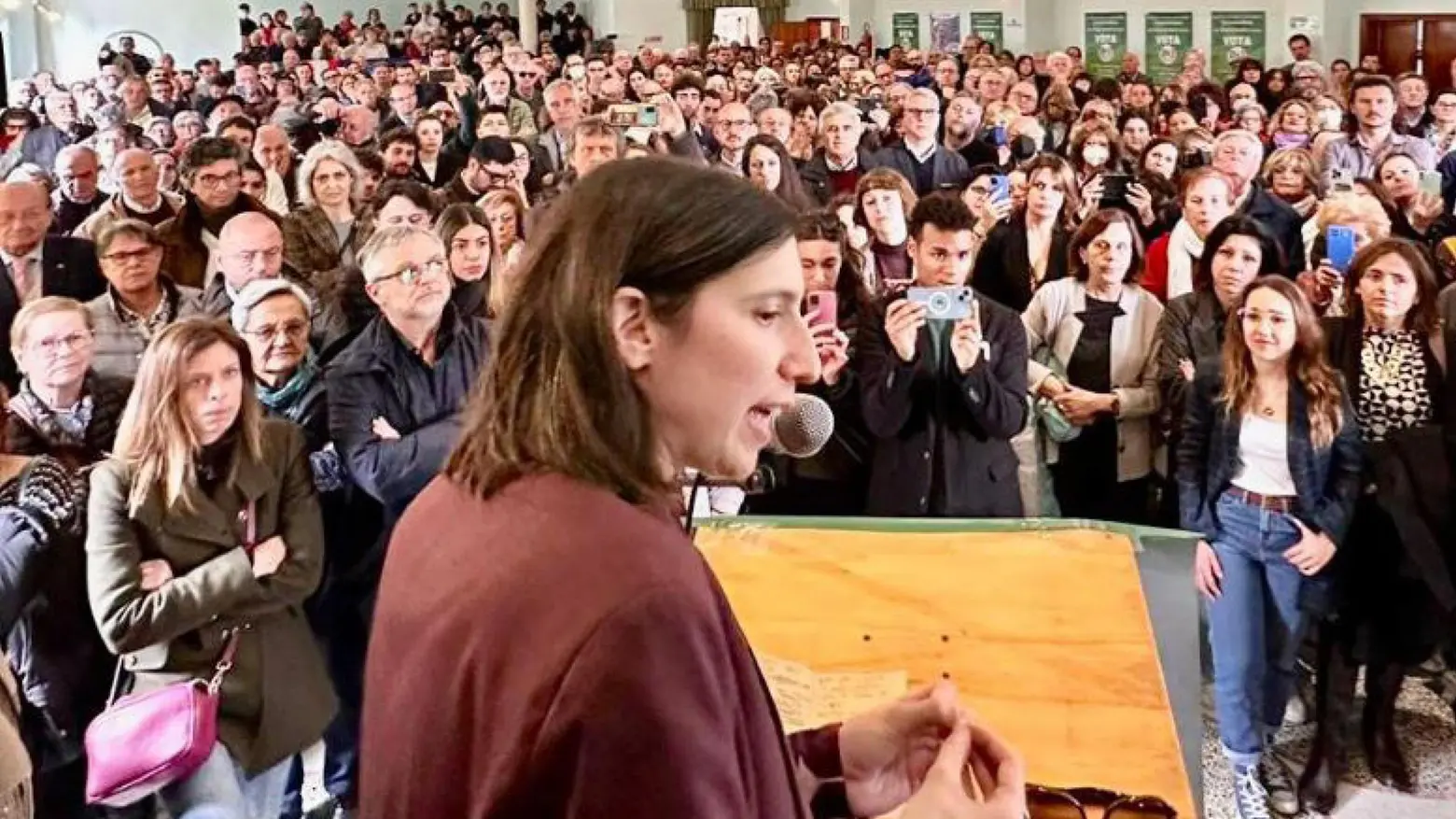 Sipario Campagna elettorale, ultimo atto Sipario Campagna elettorale, ultimo atto