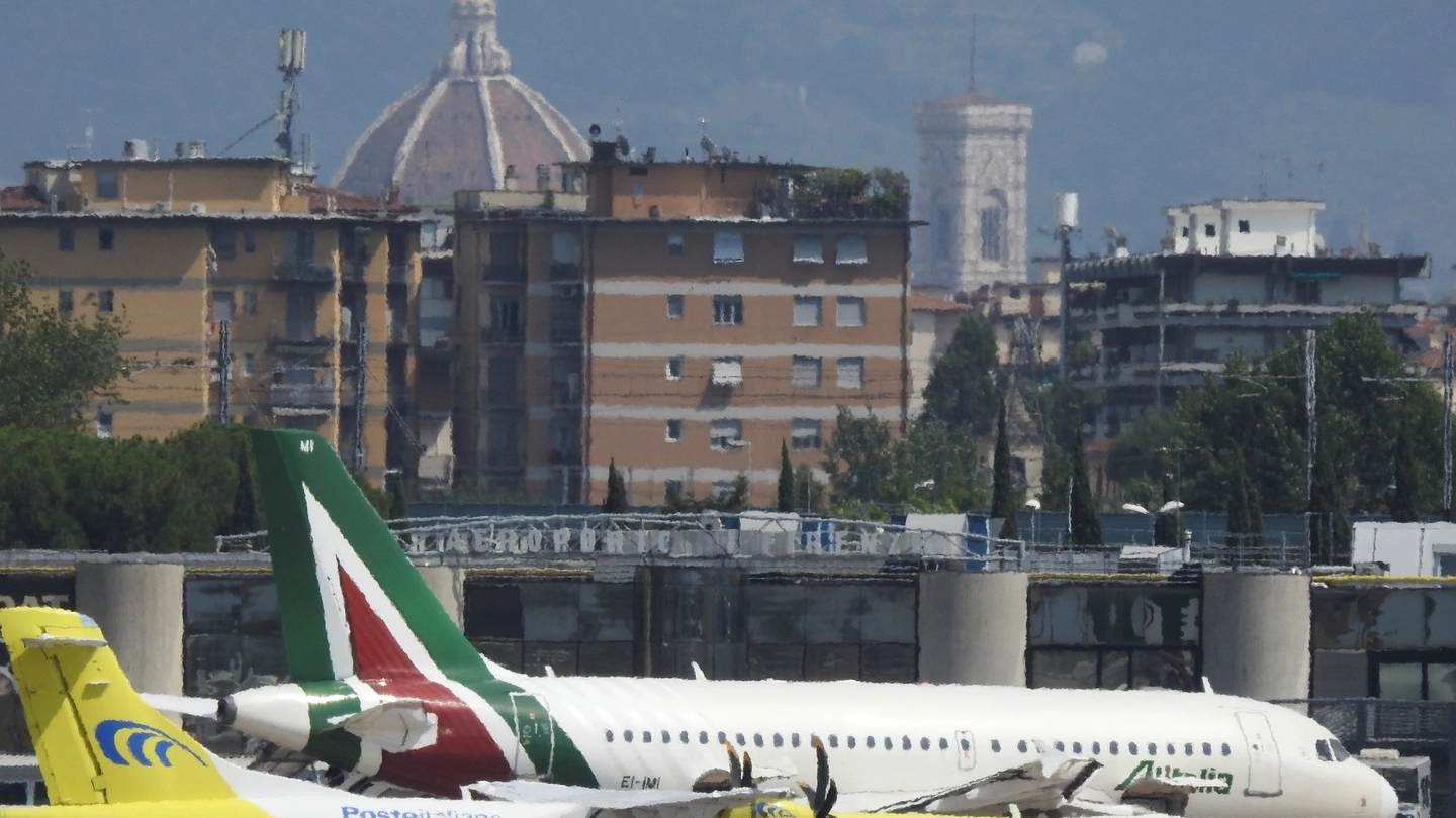 Un'immagine dell'aeroporto di Firenze (New Press Photo)