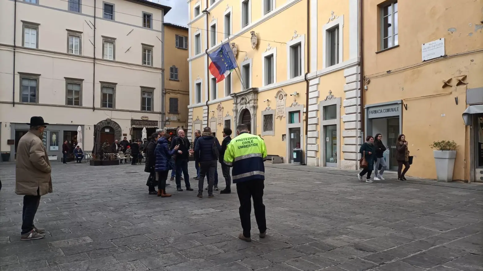 A Umbertide epicentro del terremoto, gente in strada