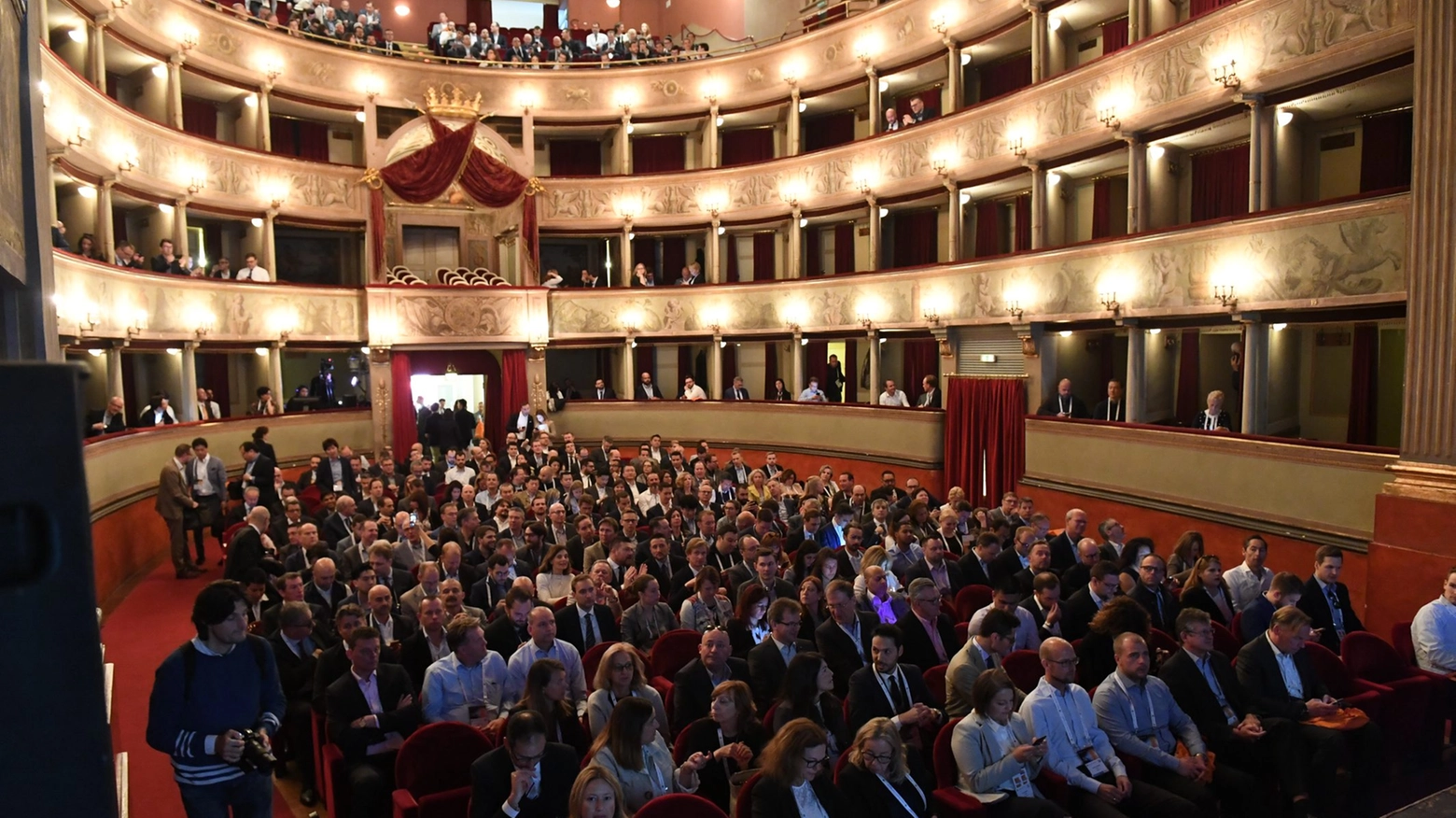La sala del teatro del Giglio di Lucca 