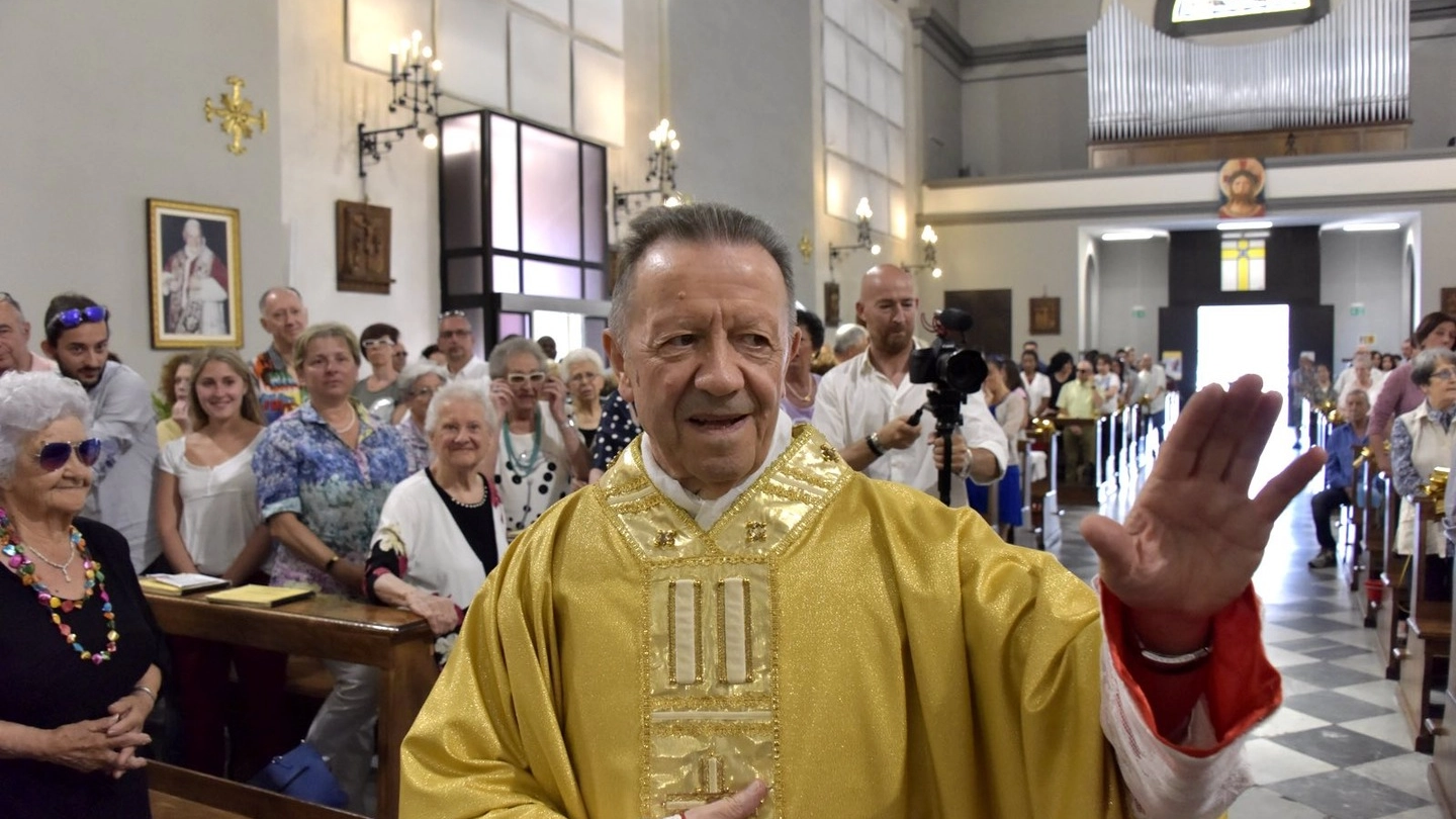 La messa per i 50 anni di sacerdozio di don Medori (foto Novi)