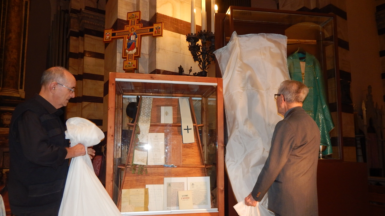 In Quello Di Napoli Vi Sono Le Reliquie Grosseto, le reliquie di Papa Paolo VI esposte in Duomo