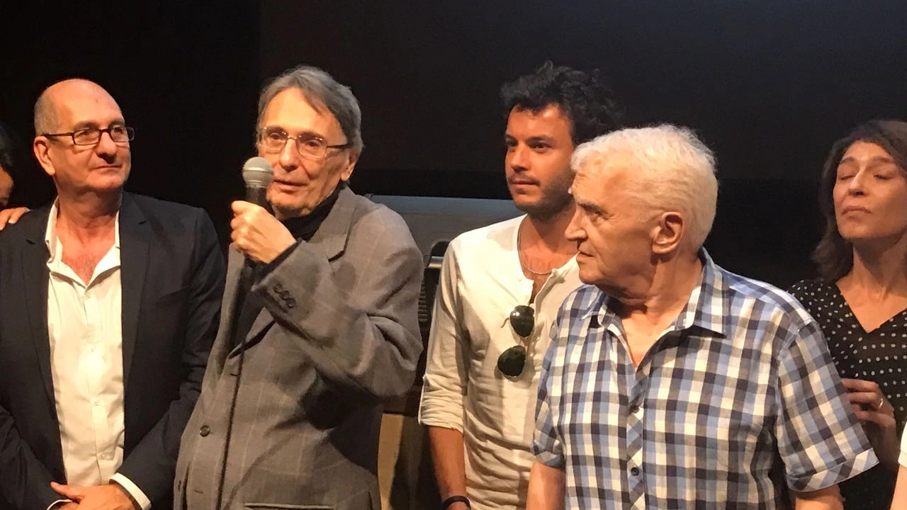 Il regista Cavallini e, a destra, Giorgio Antonucci