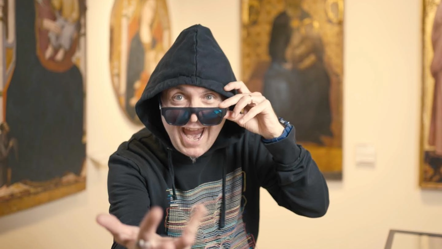 I musei senesi svelati a tempo di rap Zatarra e i 20 anni della Fondazione I musei senesi svelati a tempo di rap Zatarra e i 20 anni della Fondazione