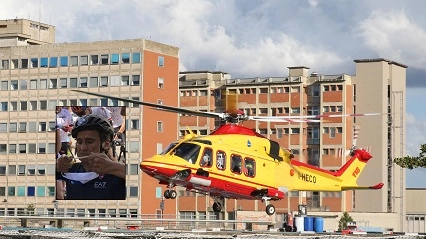 L'elicottero che ha portato Zanardi in ospedale (Foto Dipietro)