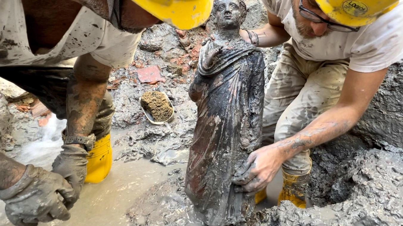 "La lezione che viene dal passato. Hub internazionale di archeologia"