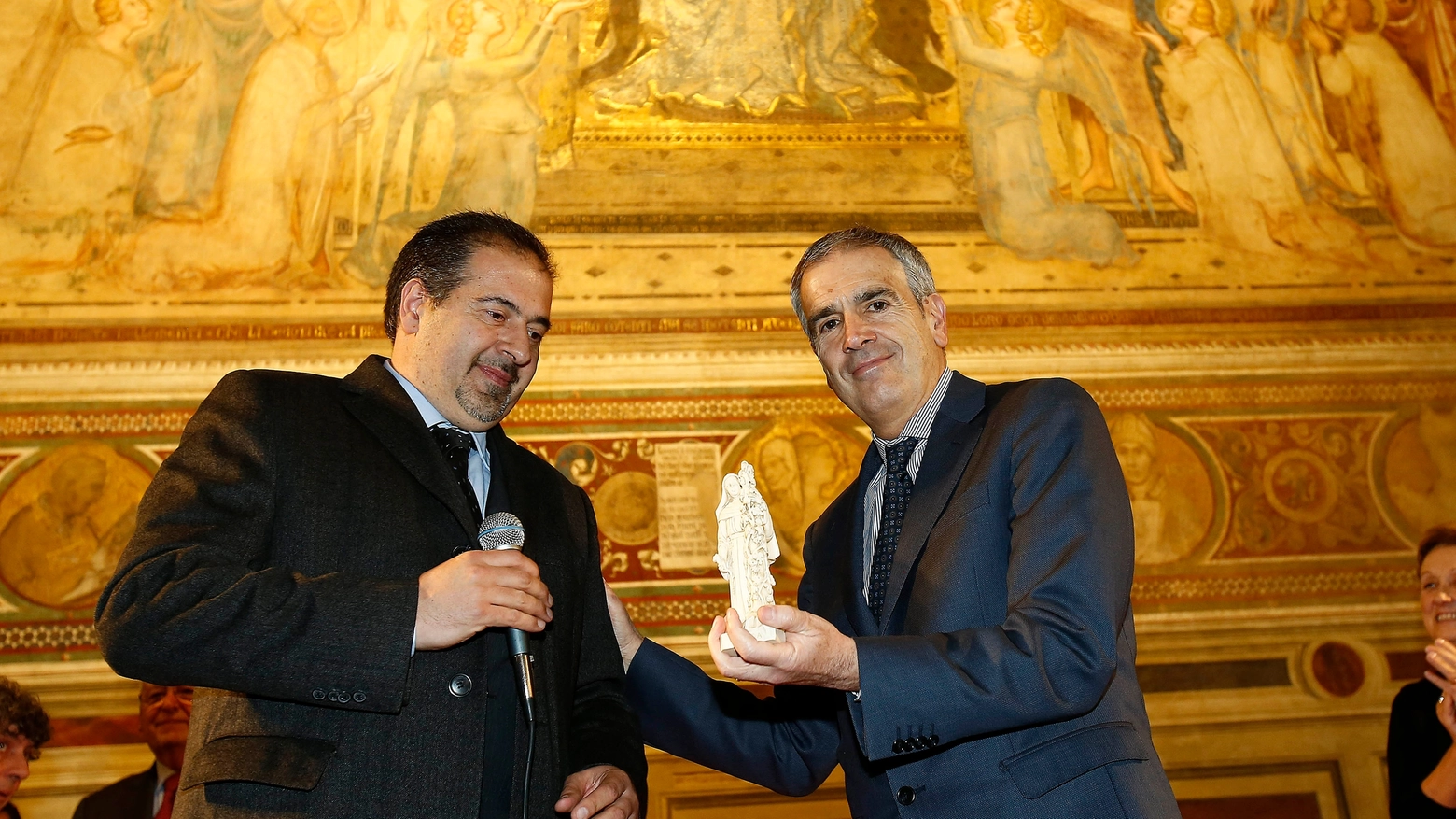 Il sindaco Valentini con il vice sindaco di Cascia (Foto Di Pietro)