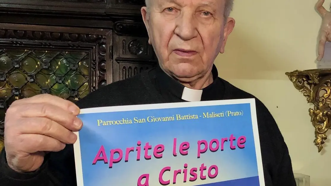 La maglietta di Wojtyla a Maliseti  E’ la prima volta fuori dal Vaticano