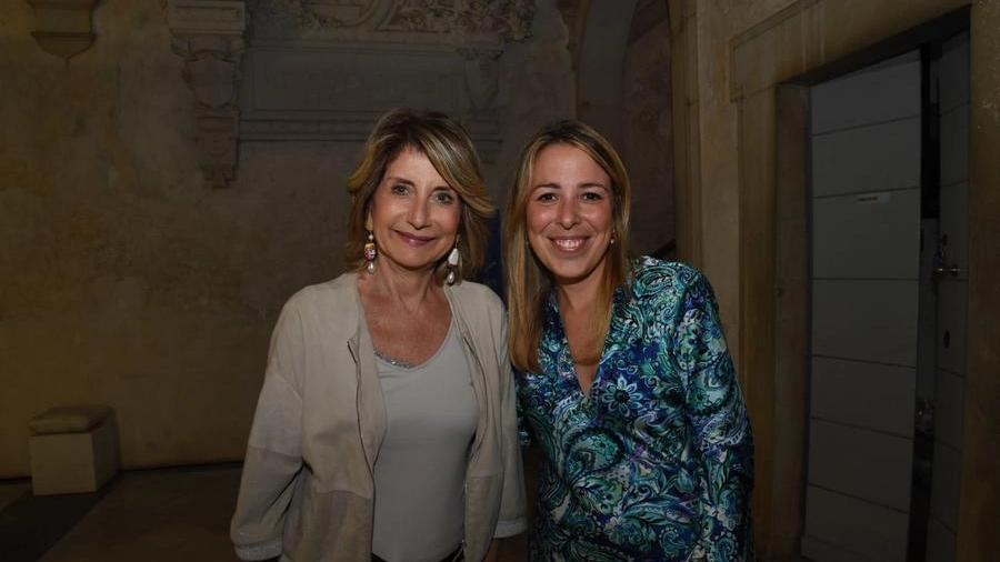 Tiziana Ferrario e Agnese Pini (Foto Umicini)