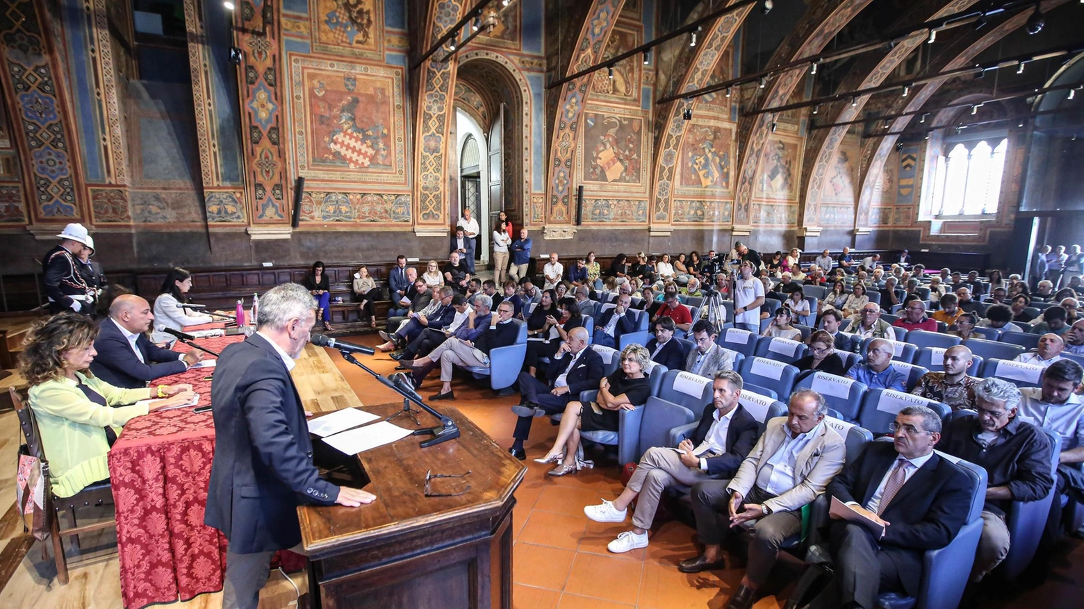 Sanità, i fronti aperti. La nuova Pet-Tc giace in magazzino da aprile