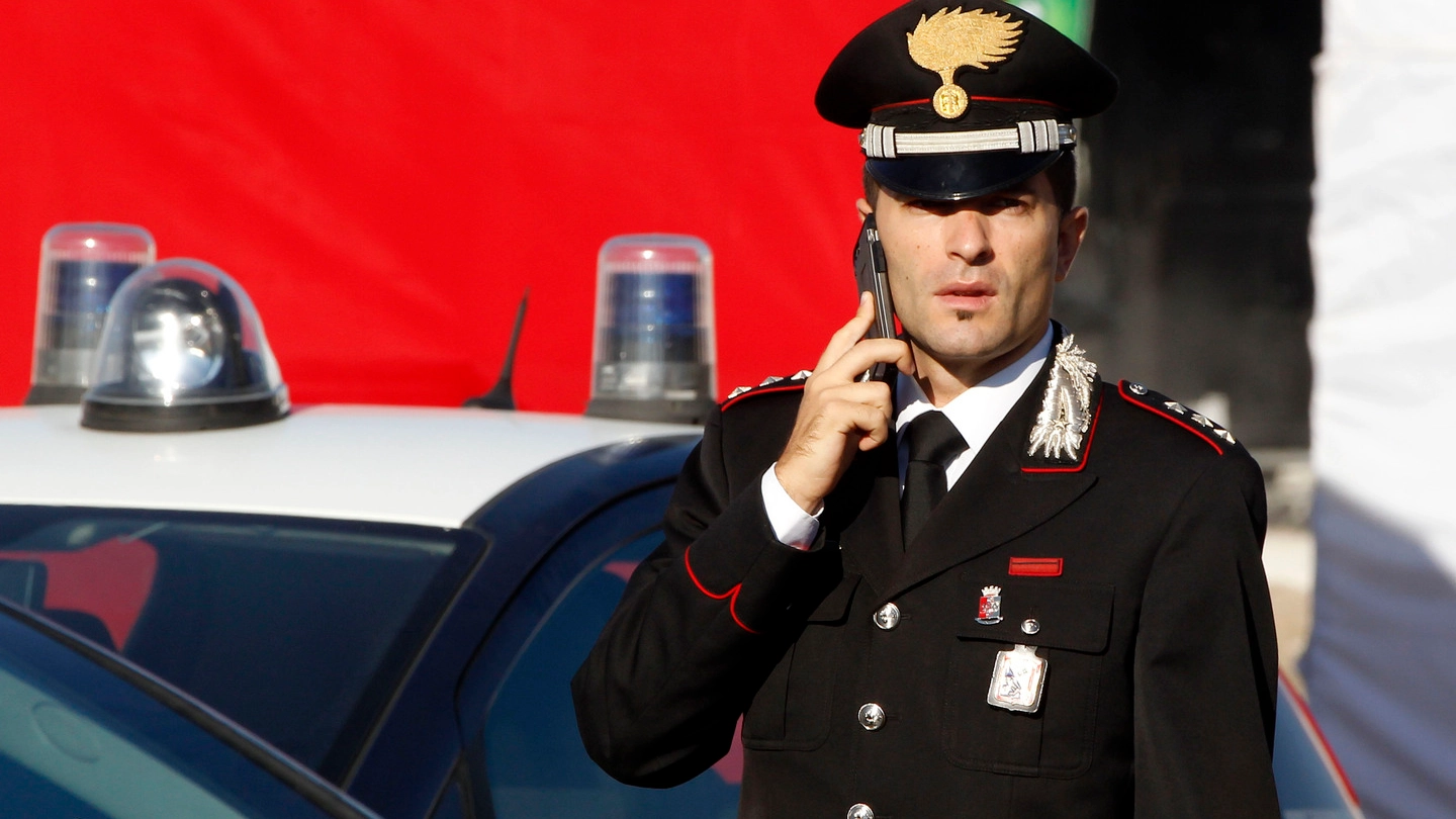 Il capitano Giorgio Guerrini, comandante della Compagnia  di Empoli, è impegnato con i suoi uomini nel controllo del territorio