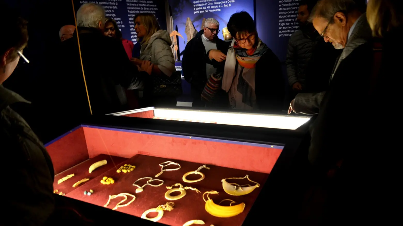 La mostra sulla storia del denaro allestita al Museo del Palazzo Pretorio La mostra sulla storia del denaro allestita al Museo del Palazzo Pretorio