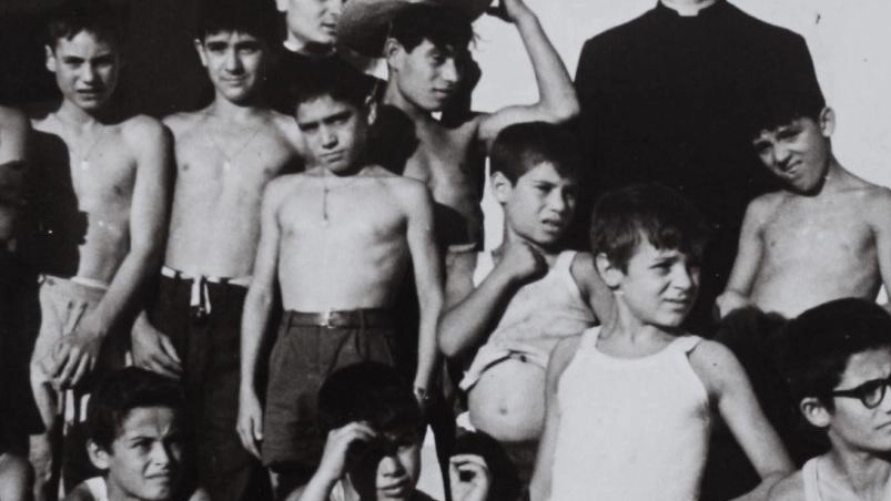 Lo spettacolo per il centenario di don Milani Lo spettacolo per il centenario di don Milani