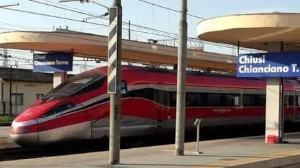 Chiusi, la polemica sul Frecciarossa "Apriamo la vertenza con Trenitalia" Chiusi, la polemica sul Frecciarossa "Apriamo la vertenza con Trenitalia"