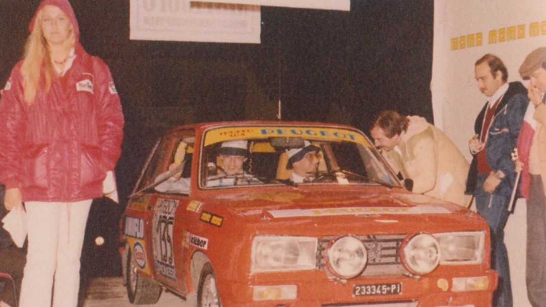 Nell’abitacolo dell’auto da Rally un giovanissimo Federico Cortesi con Aldo Reali