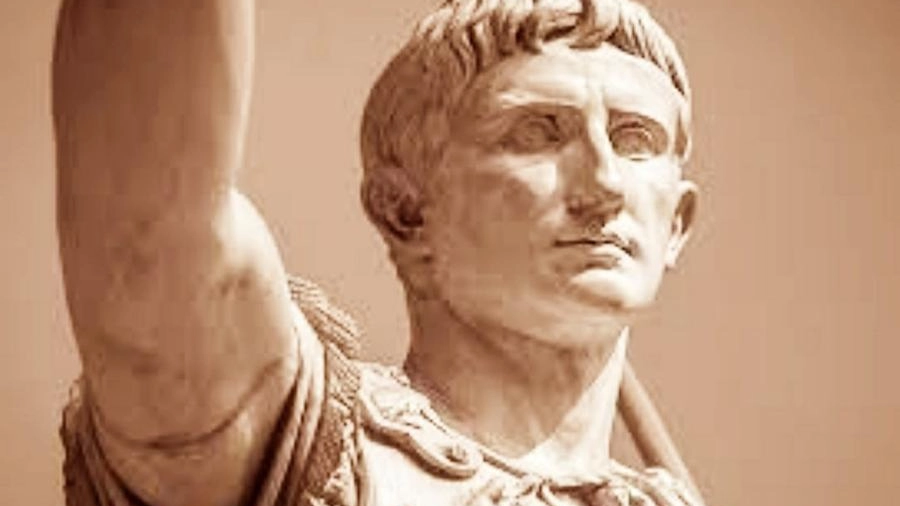 Statua dell'imperatore Augusto