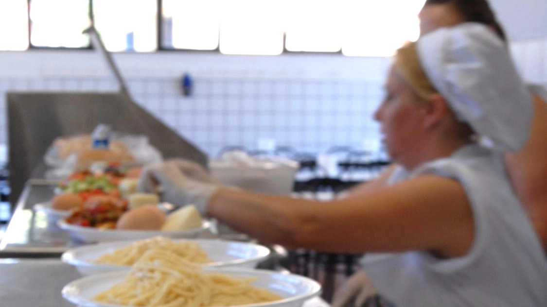 Gli altri siamo noi L’appello di Caritas: "Una scelta di valore da “Grande Impresa“" Gli altri siamo noi L’appello di Caritas: "Una scelta di valore da “Grande Impresa“"