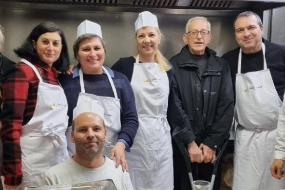 Volontari, staff e chef di Bagni di Pisa