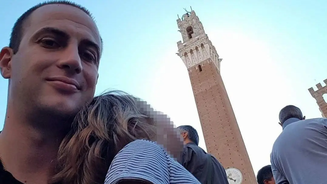 Morto a 42 anni Fronzaroli, bilanciere e ’playmaker dal cuore buono’ Morto a 42 anni Fronzaroli, bilanciere e ’playmaker dal cuore buono’