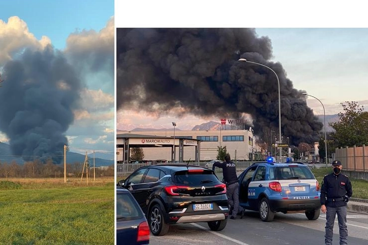 La nuvola di fumo su Terni (Pianetafoto)