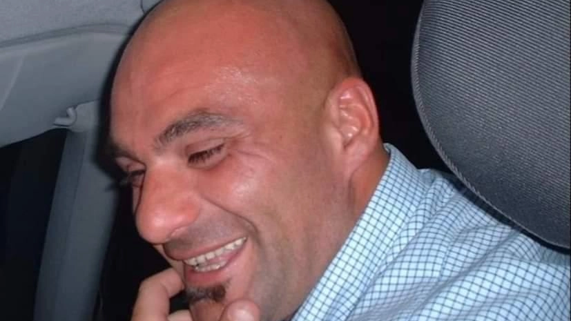 Addio al 54enne Rinaldo Giani. È stato l’anima del tifo rossoblù Addio al 54enne Rinaldo Giani. È stato l’anima del tifo rossoblù