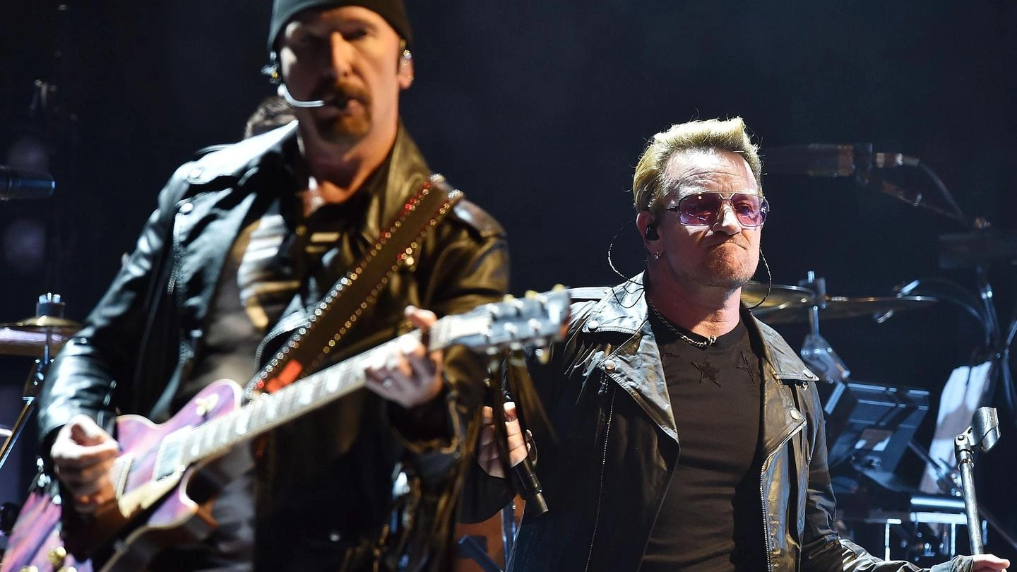 Gli U2 in concerto (foto Ansa)