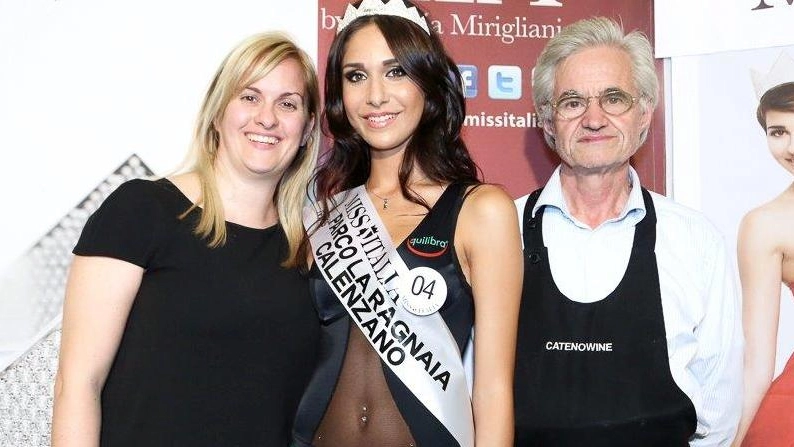 Elena Benedini (con la fascia Miss Parco Ragnaia Calenzano) al momento della premiazione 