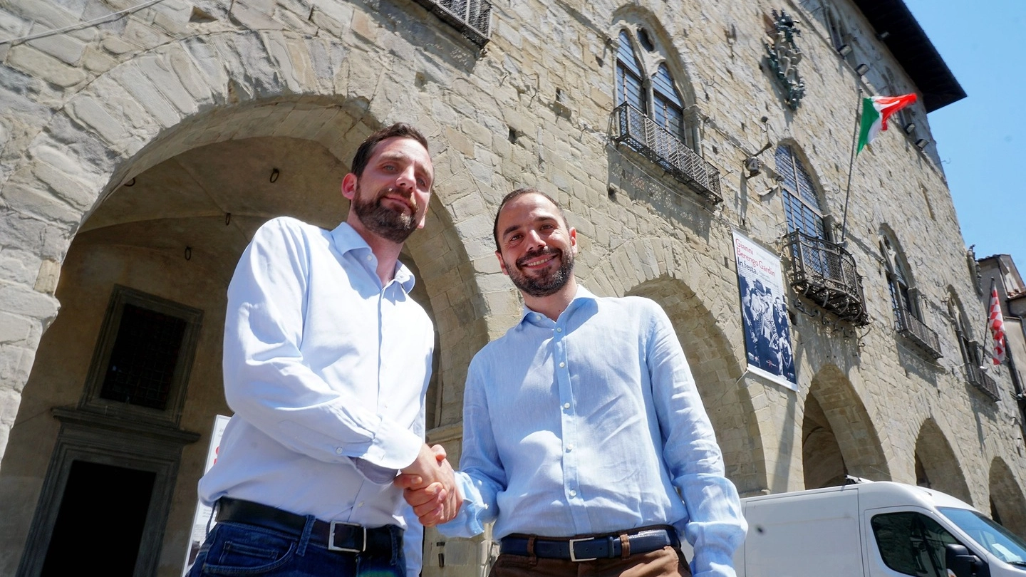 Tomasi e Bertinelli si stringono la mano (Acerboni / FotoCastellani)