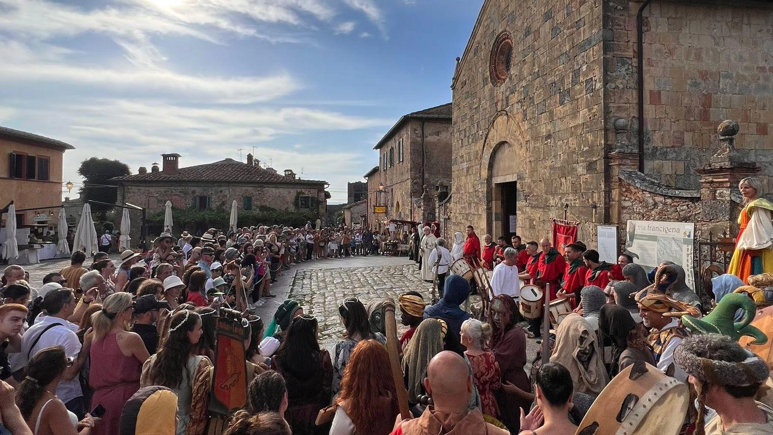 Festa Medievale da record Oltre 8mila presenze per i 30 anni dell’evento Festa Medievale da record Oltre 8mila presenze per i 30 anni dell’evento